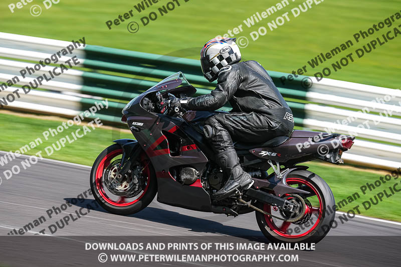 cadwell no limits trackday;cadwell park;cadwell park photographs;cadwell trackday photographs;enduro digital images;event digital images;eventdigitalimages;no limits trackdays;peter wileman photography;racing digital images;trackday digital images;trackday photos